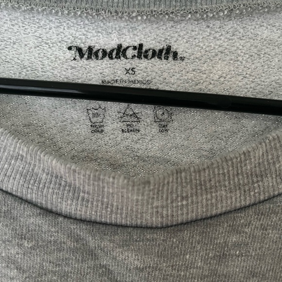 ModCloth Women’s Ouija Spirit Board Long Sleeve / Light Sweatshirt Size XS - Picture 2 of 2